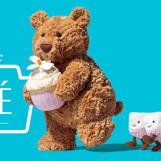 Bartholomew Bear Magnolia Cupcake