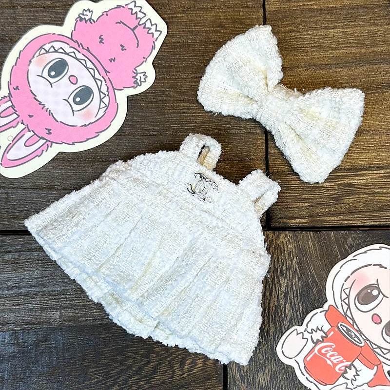 Labubu Outfit – “Chanel Blanc Tweed Ensemble” (Fits 17cm Labubu Macaron / Have a Seat / Big into Energy)
