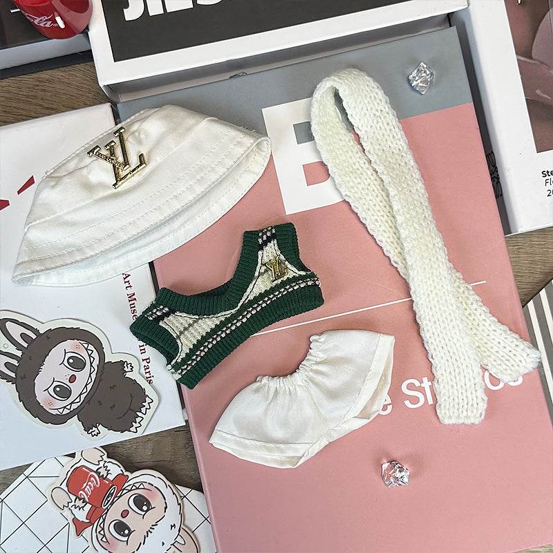 Labubu Outfit – “Golden LV Bucket Hat Set” (Fits 17cm Labubu Macaron / Have a Seat / Big into Energy)