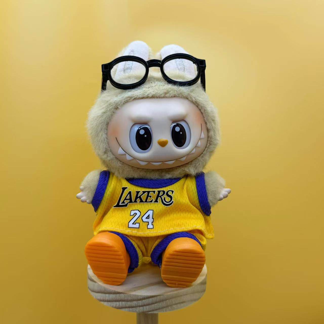 Labubu Outfit – “Legends on Plush” All-Star Jersey Series (Fits 17cm Labubu Macron / Have a Seat / Big into Energy)